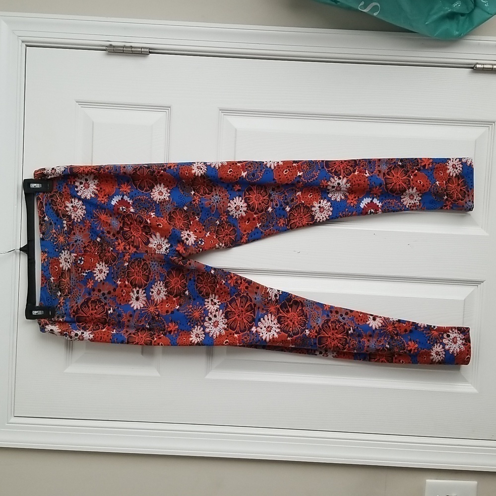 LuLaRoe Leggings - Picture 6 of 15